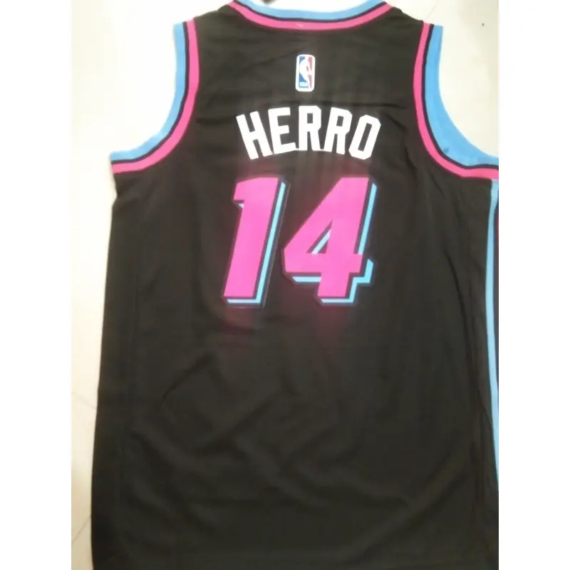 Camiseta Tyler Herro #14 Miami Heat Negro City Edition Niño Camiseta Tyler Herro #14 Miami Heat Negro City Edition Niño
