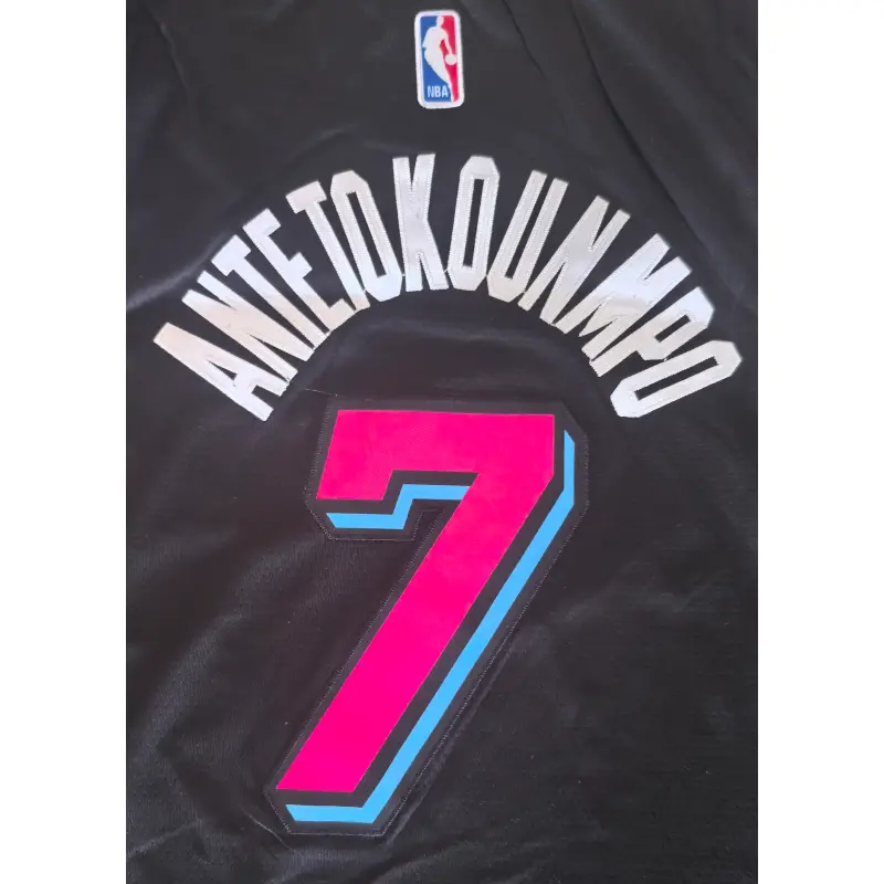 Camiseta Giannis Antetokounmpo #7 Miami Heat Negro City Edition