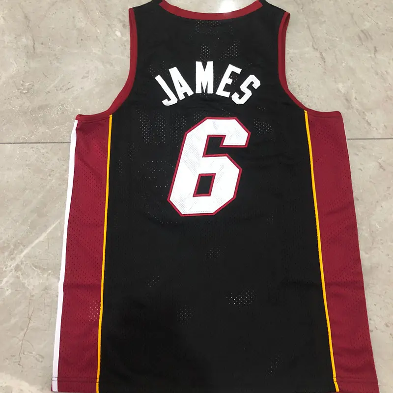 Camiseta LeBron James #6 Miami Heat 2012/2013 Negr..